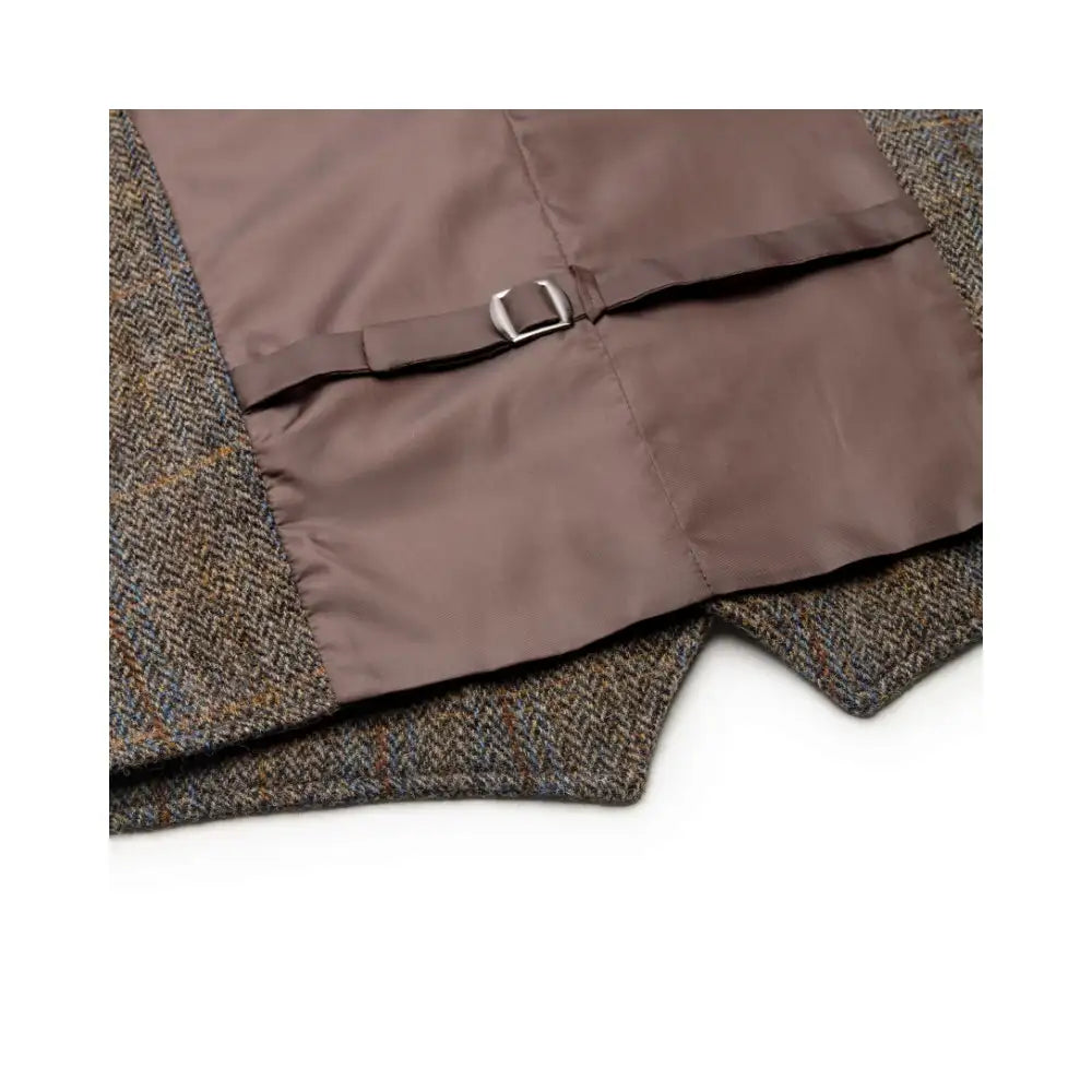 Men‘s Classic Scottish Harris Tweed Waistcoat - Clinton Brown