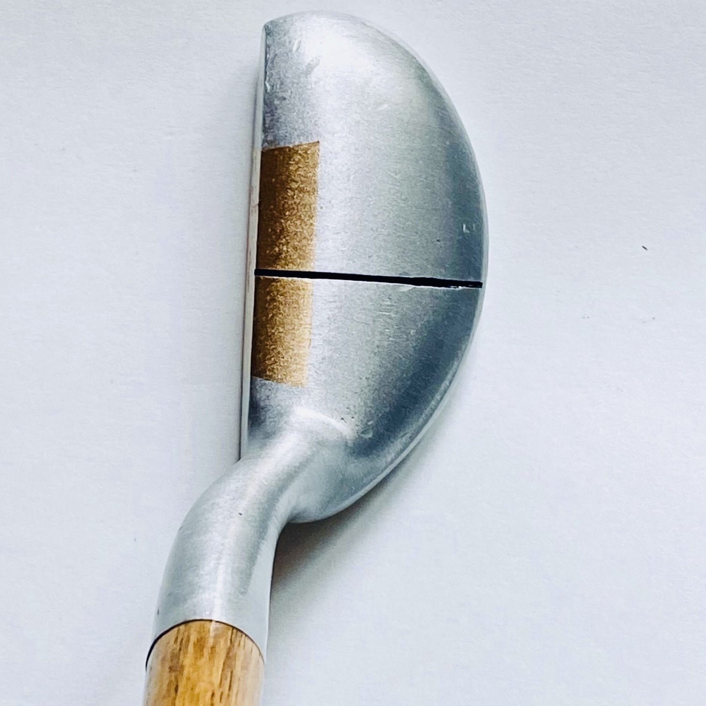 18 HB Hickory mid-mallet Putter