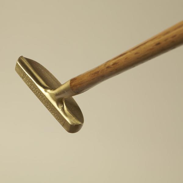 Tad Moore - Star OA Spade Mashie hickory shafted golf iron down the shaft view