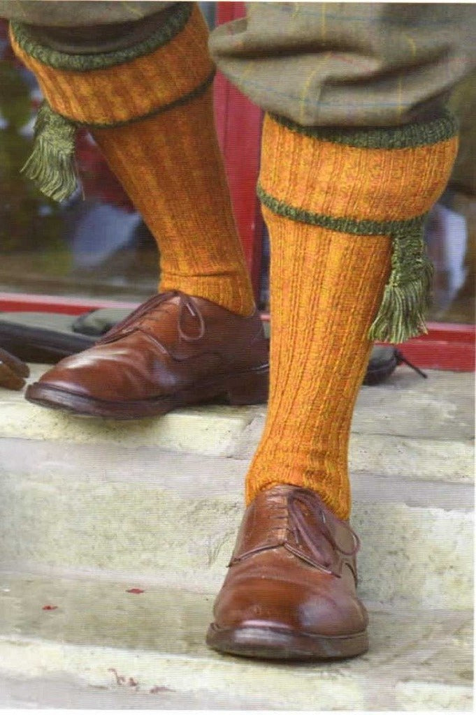 Knee High Golf Socks made from Merino Wool with removable Garter Ties Media