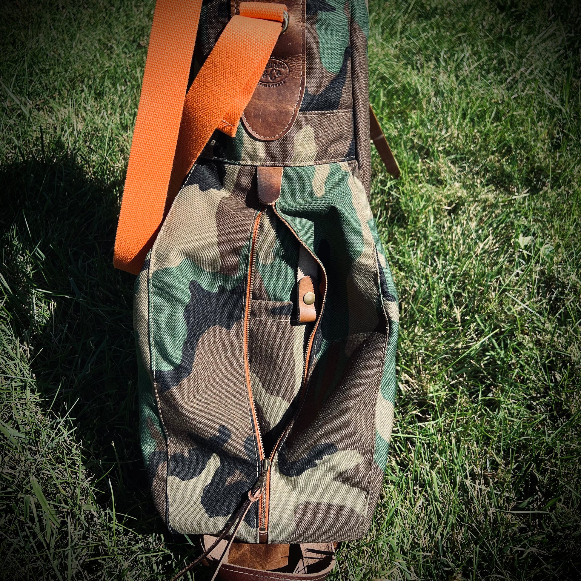 Woodland Camo/English Tan Cordura Sunday Golf Bag