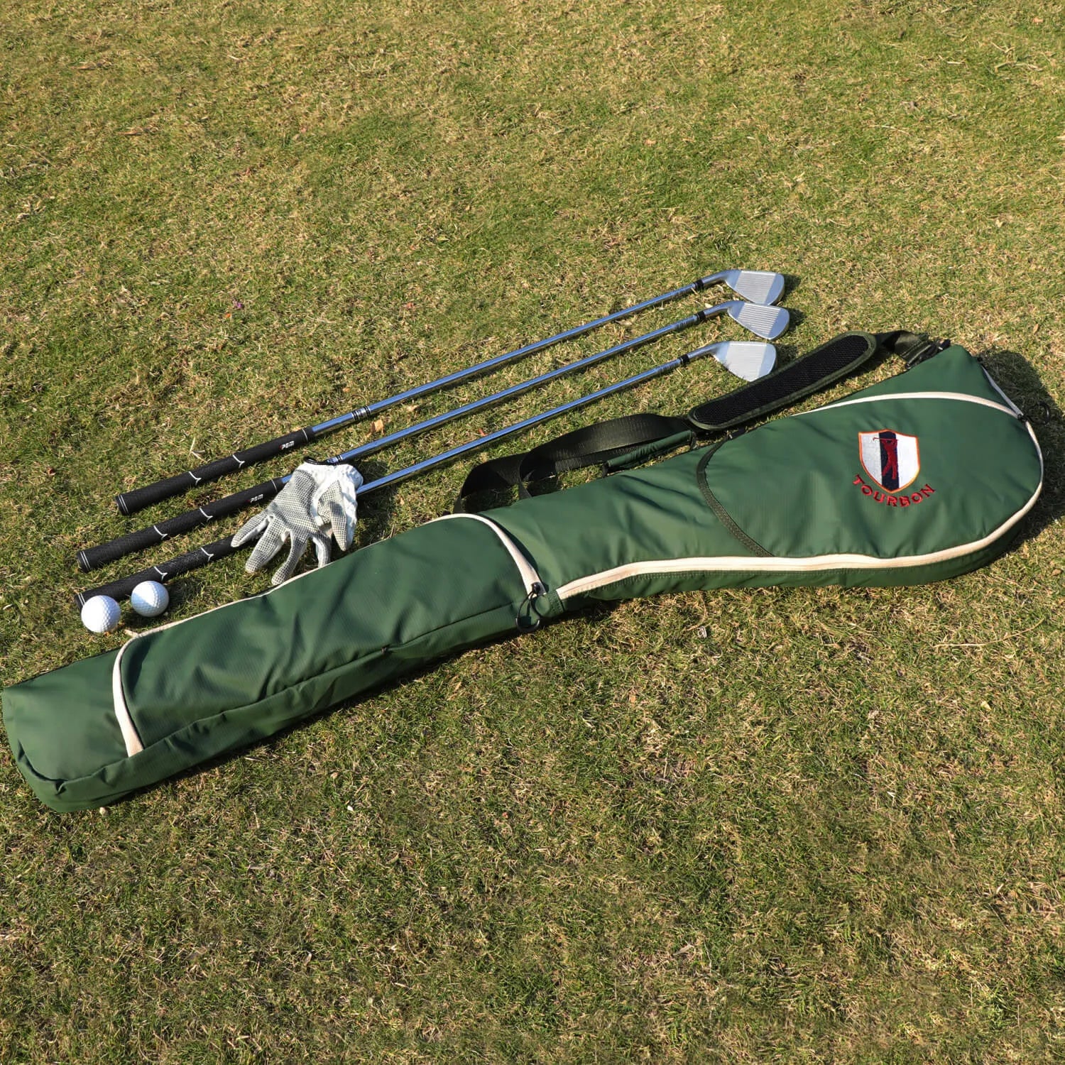 Lightweight green Sunday golf bag for carrying 3 to 8 clubs to the range short course or hickory golf round