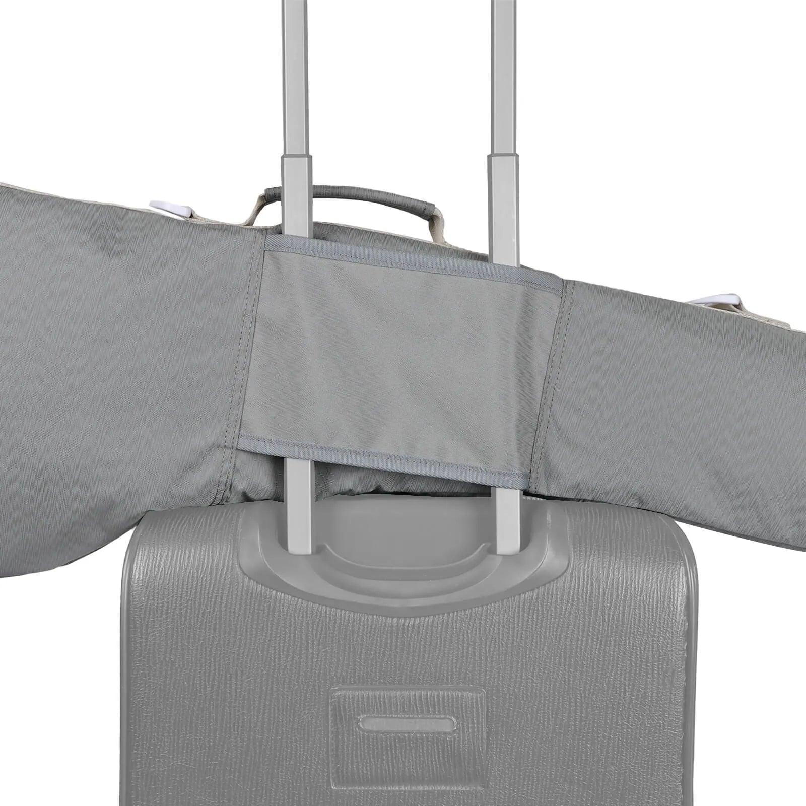 Lightweight green Sunday golf bag for carrying 3 to 8 clubs to the range short course or hickory golf round