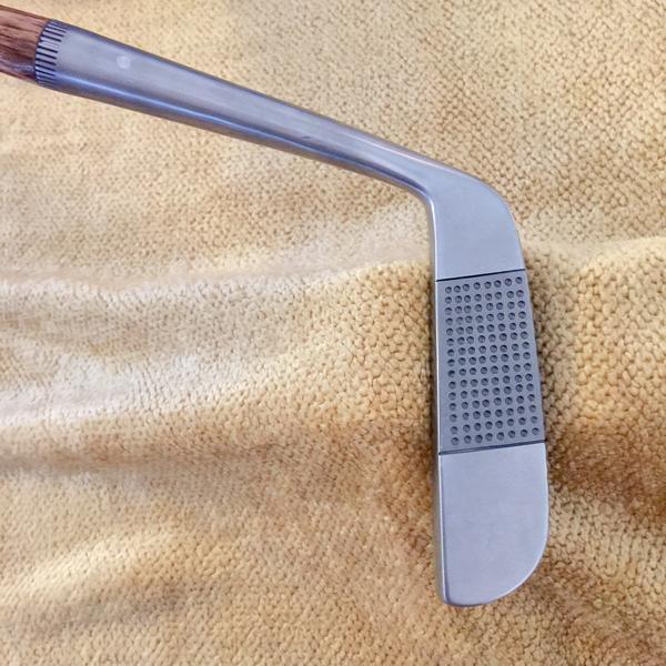 Tad Moore - JH Taylor Hickory Putter blade face view